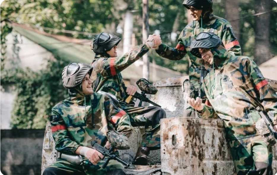 Wieczór kawalerski z paintballem Wieczór kawalerski z paintballem